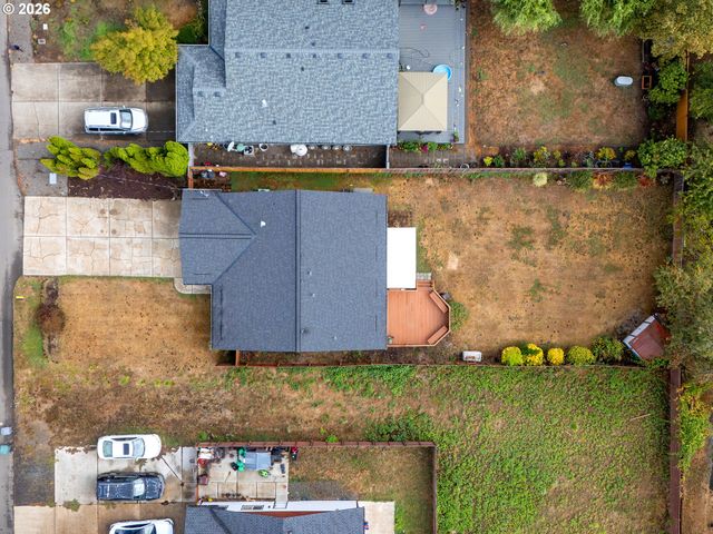 2080 Se CURRIN Ln, Hillsboro, OR 97123