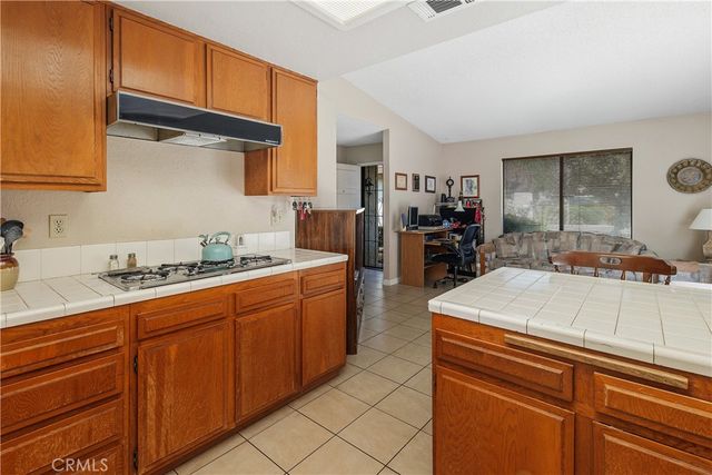 7800 Maria, Riverside, CA 92509