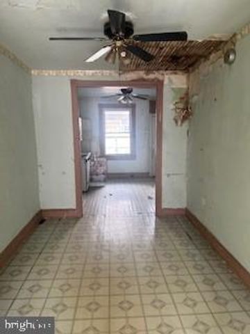 319 S NEWKIRK ST, Baltimore, MD 21224