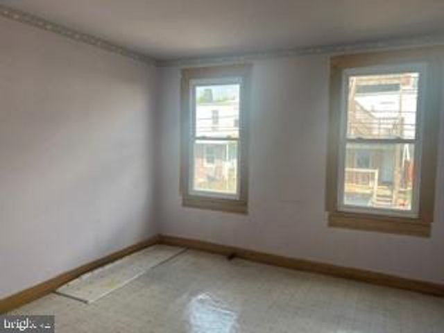 319 S NEWKIRK ST, Baltimore, MD 21224