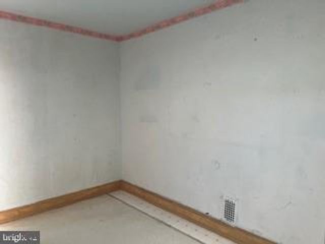 319 S NEWKIRK ST, Baltimore, MD 21224