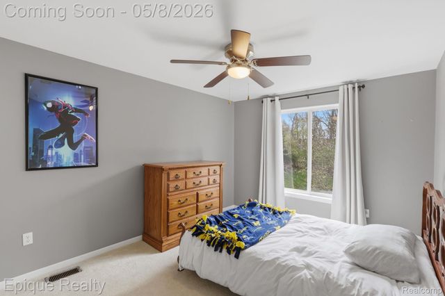 753 Woodhaven Drive, Commerce Charter Township, MI 48390