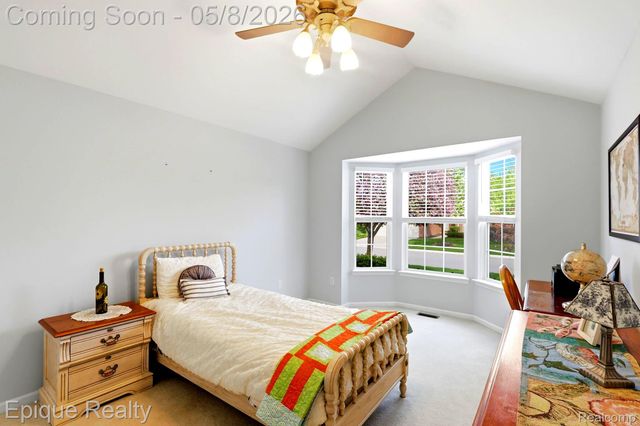 753 Woodhaven Drive, Commerce Charter Township, MI 48390
