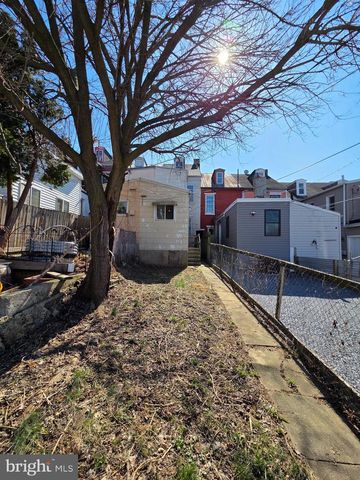 1241 GREEN ST, Reading, PA 19604