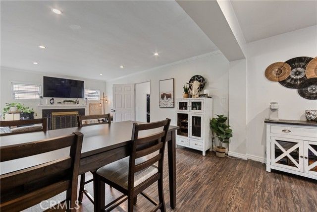 2335 Carfax Avenue, Long Beach, CA 90815