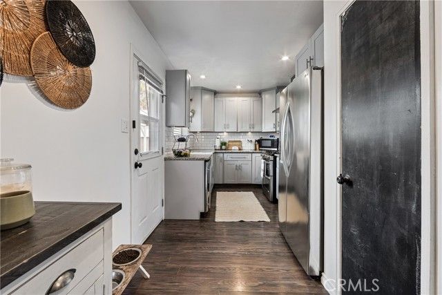 2335 Carfax Avenue, Long Beach, CA 90815