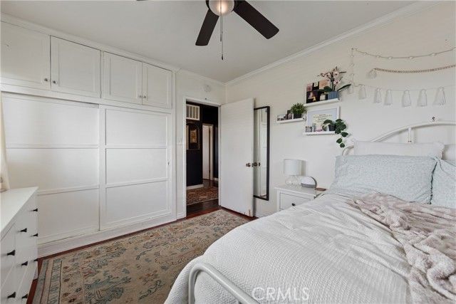 2335 Carfax Avenue, Long Beach, CA 90815