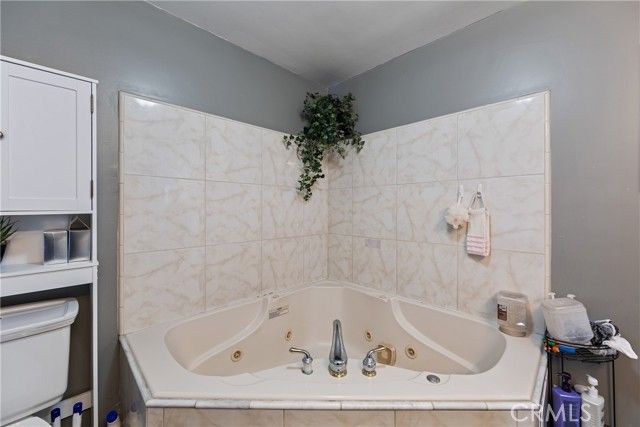 2335 Carfax Avenue, Long Beach, CA 90815