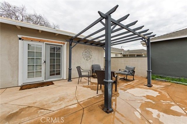 2335 Carfax Avenue, Long Beach, CA 90815