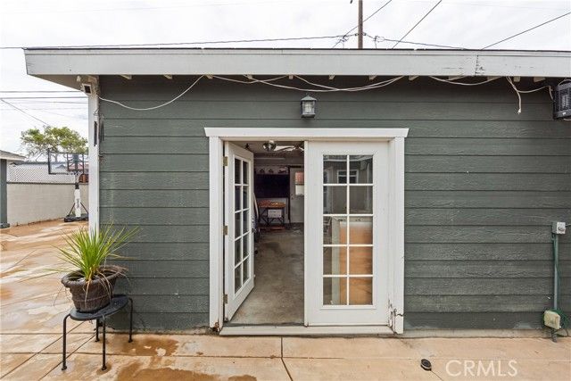 2335 Carfax Avenue, Long Beach, CA 90815