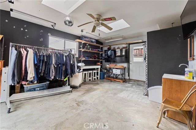 2335 Carfax Avenue, Long Beach, CA 90815