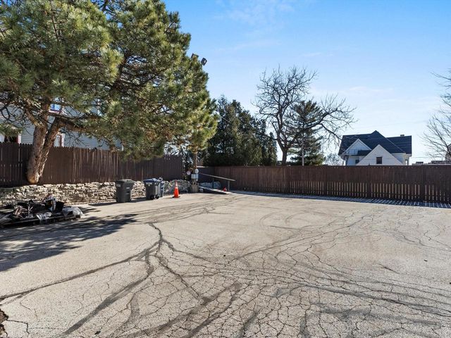 507 Washington COURT, Sheboygan, WI 53081