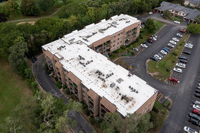 1400 N Elmhurst Road 318, Mount Prospect, IL 60056