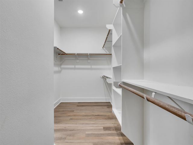 855 S Victory Drive C, Houston, TX 77088
