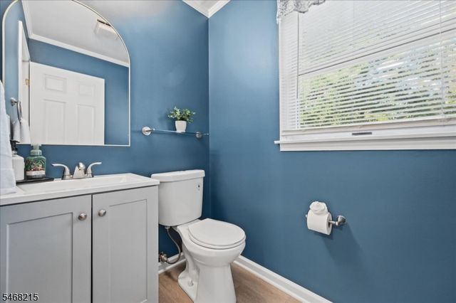 36 Kingswood Rd, Branchburg Twp., NJ 08876