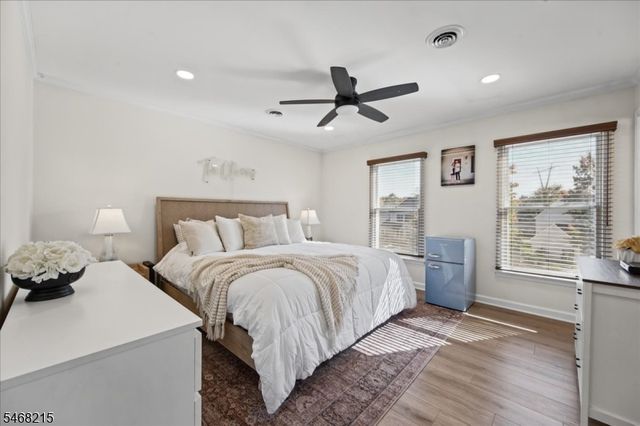 36 Kingswood Rd, Branchburg Twp., NJ 08876