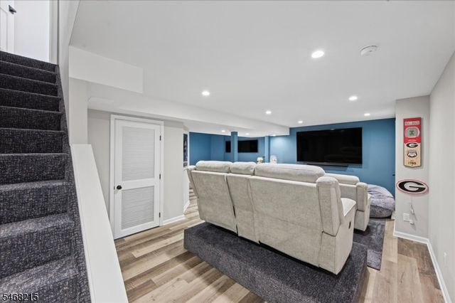 36 Kingswood Rd, Branchburg Twp., NJ 08876