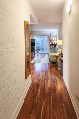 3856 S parkway Drive 3B, Northbrook, IL 60062