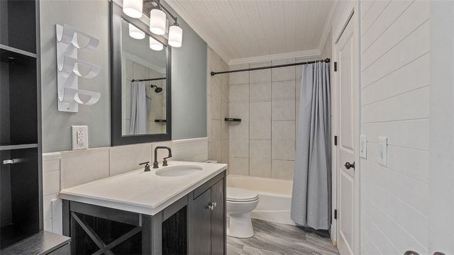 26 Annette Lane, Bella Vista, AR 72715