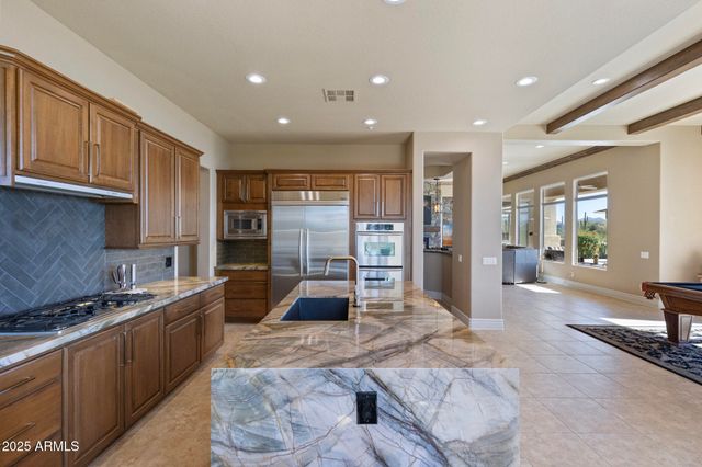 6419 E GREYTHORN Drive, Scottsdale, AZ 85266