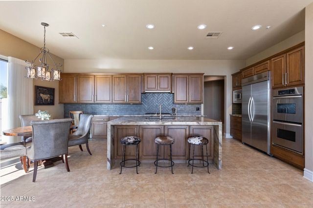 6419 E GREYTHORN Drive, Scottsdale, AZ 85266