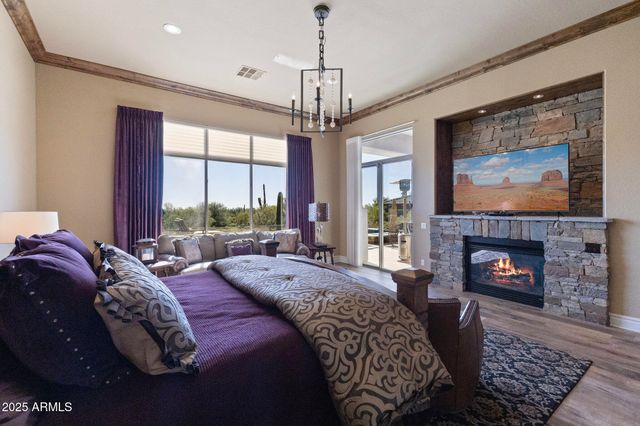 6419 E GREYTHORN Drive, Scottsdale, AZ 85266