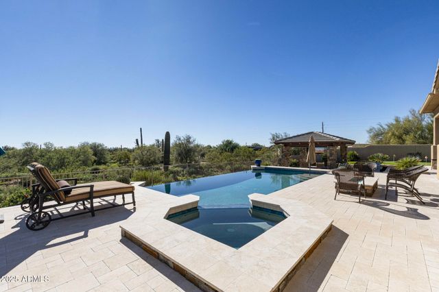 6419 E GREYTHORN Drive, Scottsdale, AZ 85266