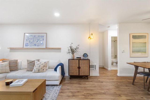 432 Edgehill Lane 74, Oceanside, CA 92054