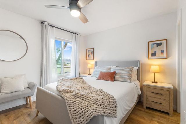 432 Edgehill Lane 74, Oceanside, CA 92054