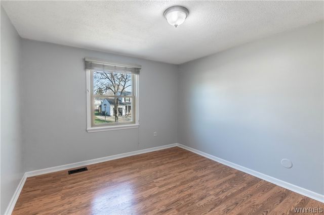 855 Fairmont Avenue, North Tonawanda, NY 14120