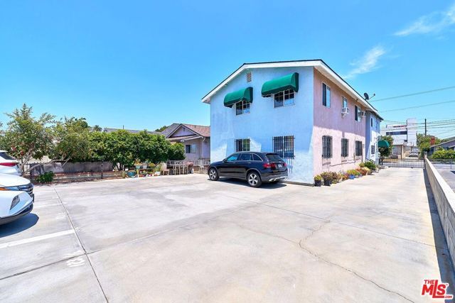 1229 S Harvard Boulevard, Los Angeles, CA 90006