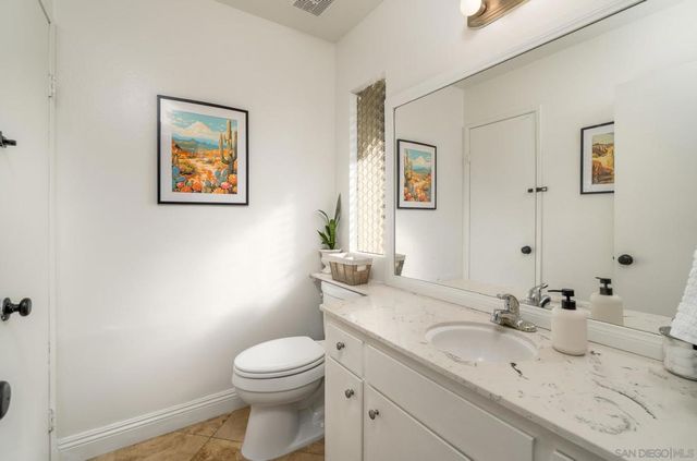 3290 Loma Riviera Dr, San Diego, CA 92110