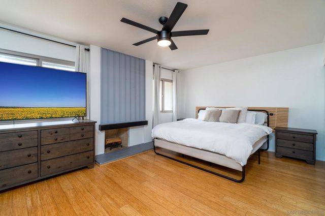 3290 Loma Riviera Dr, San Diego, CA 92110