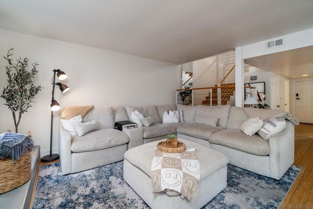 3290 Loma Riviera Dr, San Diego, CA 92110