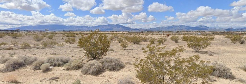 860 North Inca Lane, Pahrump, NV 89060