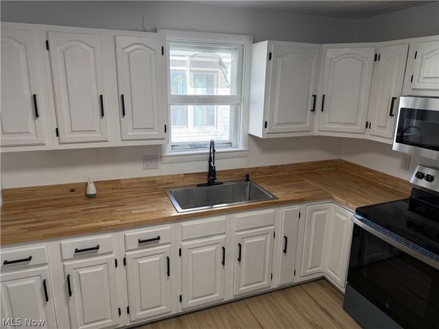 132 S Haines Avenue, Alliance, OH 44601