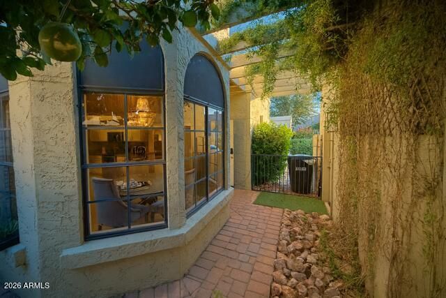 8100 E CAMELBACK Road 163, Scottsdale, AZ 85251