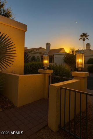8100 E CAMELBACK Road 163, Scottsdale, AZ 85251