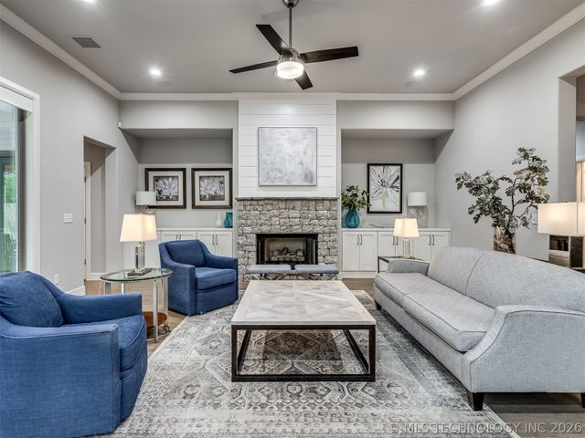 11472 S Ash Street, Jenks, OK 74037