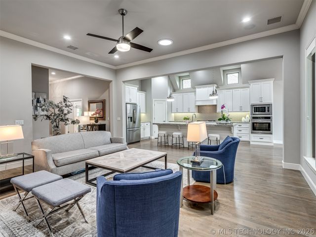11472 S Ash Street, Jenks, OK 74037