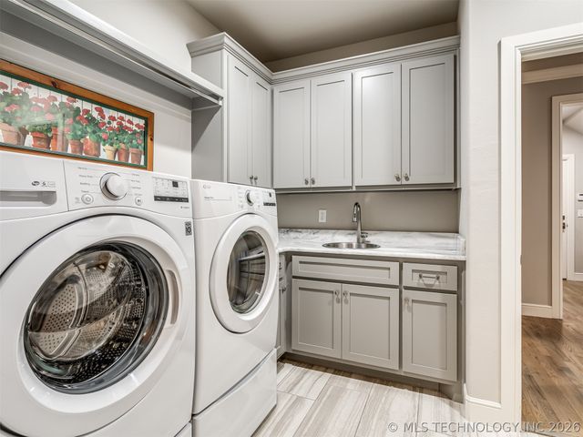 11472 S Ash Street, Jenks, OK 74037