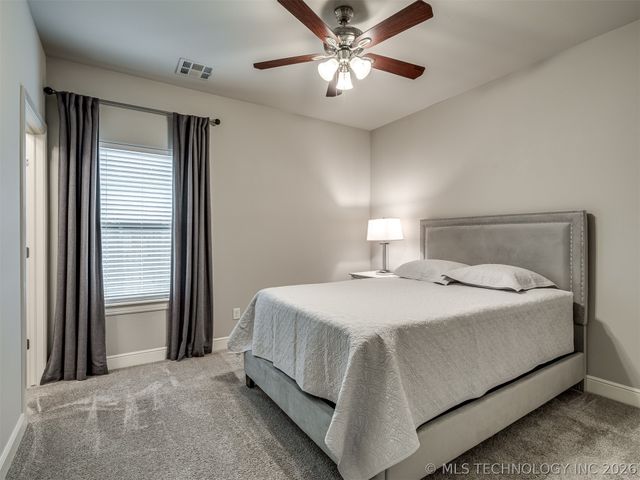 11472 S Ash Street, Jenks, OK 74037