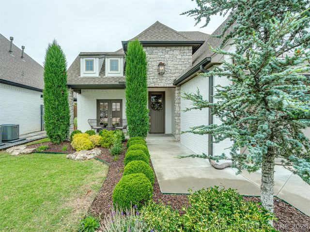 11472 S Ash Street, Jenks, OK 74037