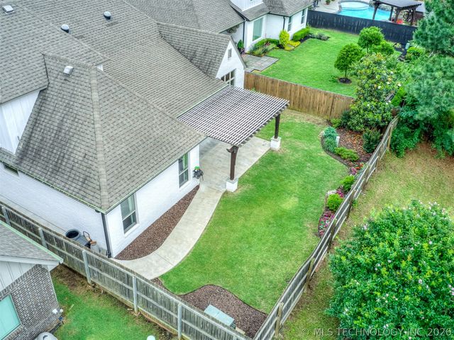 11472 S Ash Street, Jenks, OK 74037