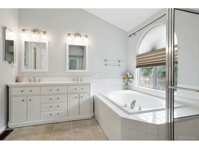 13771 W Amherst Way, Lakewood, CO 80228