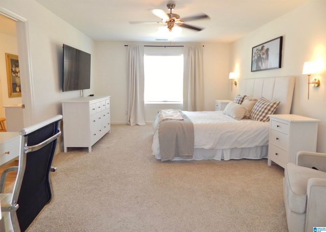 205 ARLINGTON LOOP, Chelsea, AL 35043