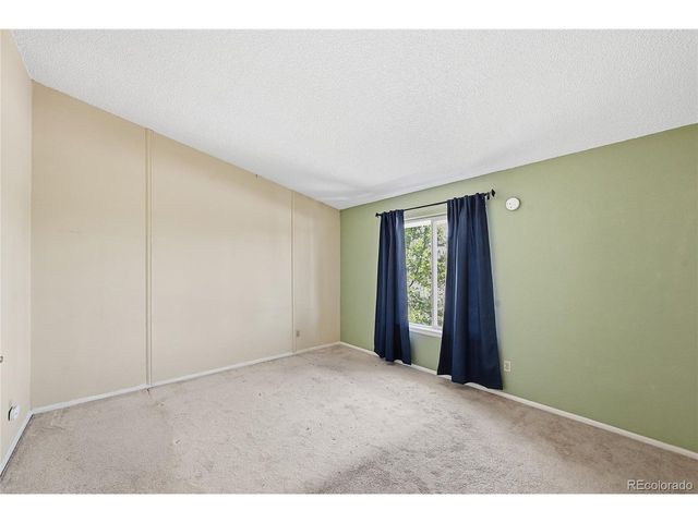 1241 Northcrest Dr, Highlands Ranch, CO 80126