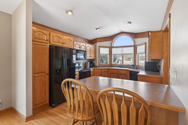 1354 16th Avenue SE, Forest Lake, MN 55025