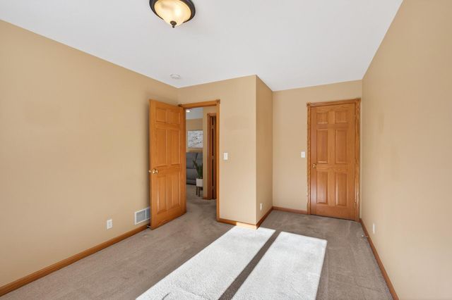 1354 16th Avenue SE, Forest Lake, MN 55025