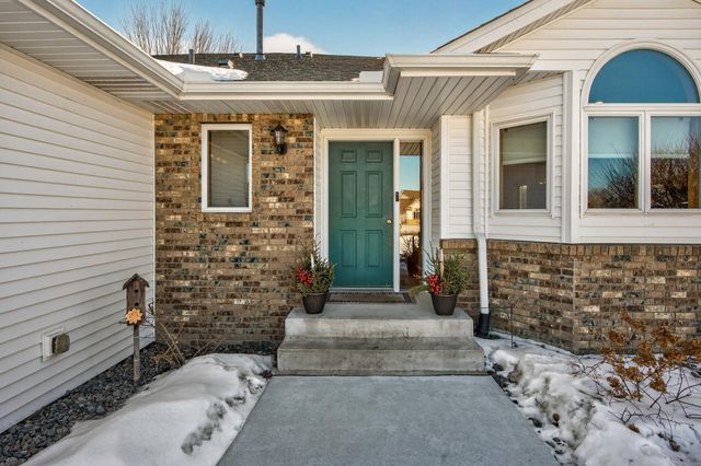 1354 16th Avenue SE, Forest Lake, MN 55025